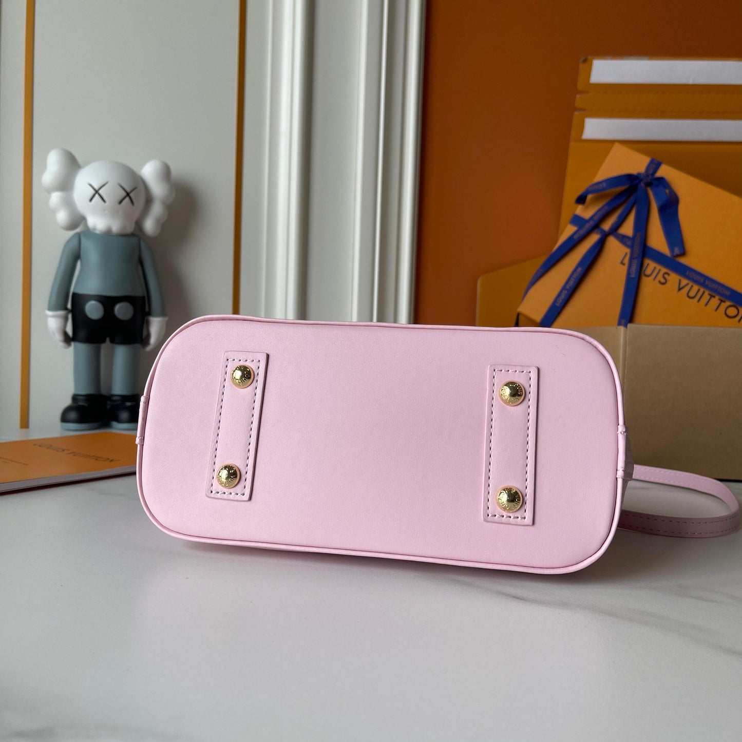 155NE1BDE Stylish leather bag