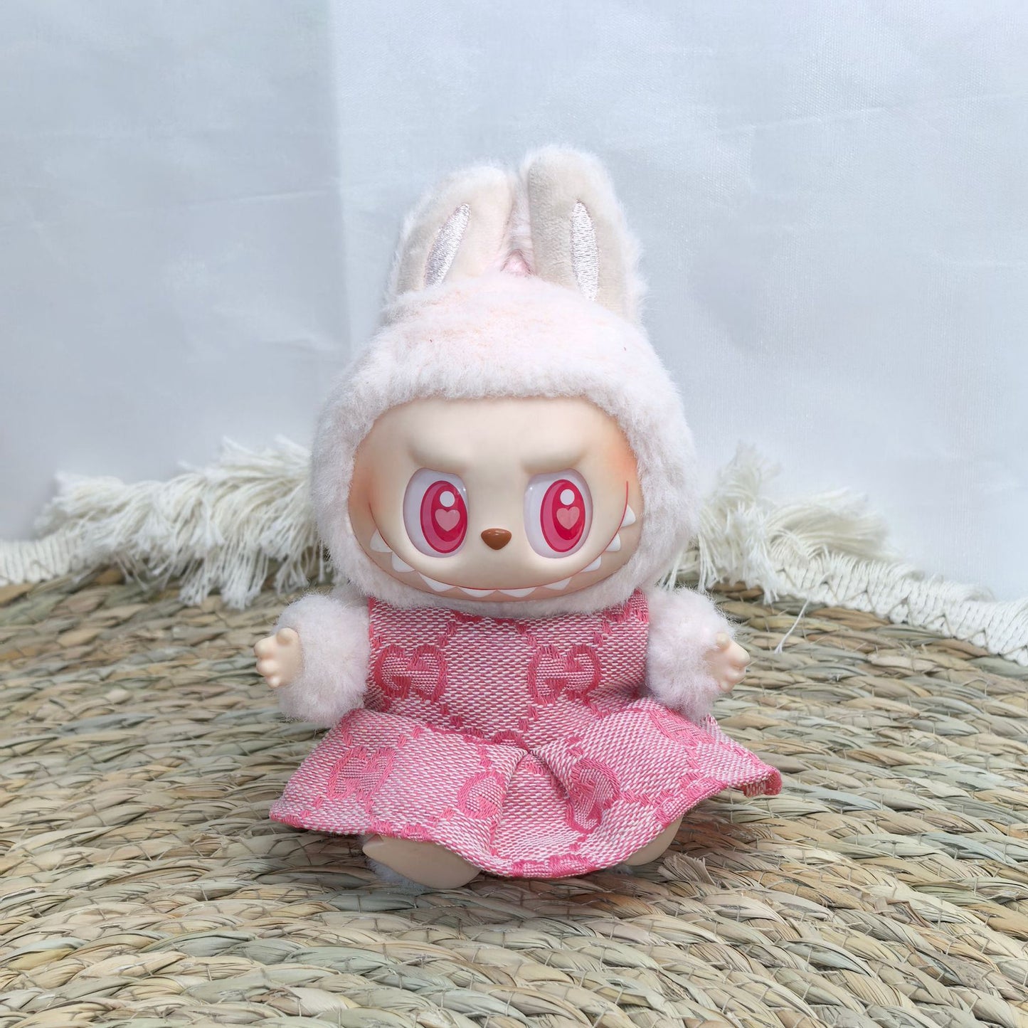 A65RB1ADE Stylish Labubu clothing (accessories only, Labubu not included)