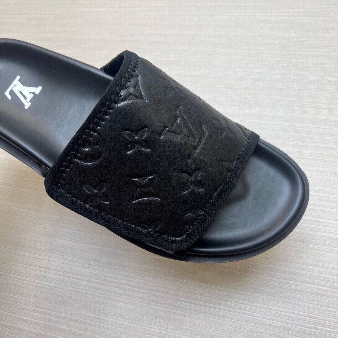 5LE210ZDE Stylish Slippers