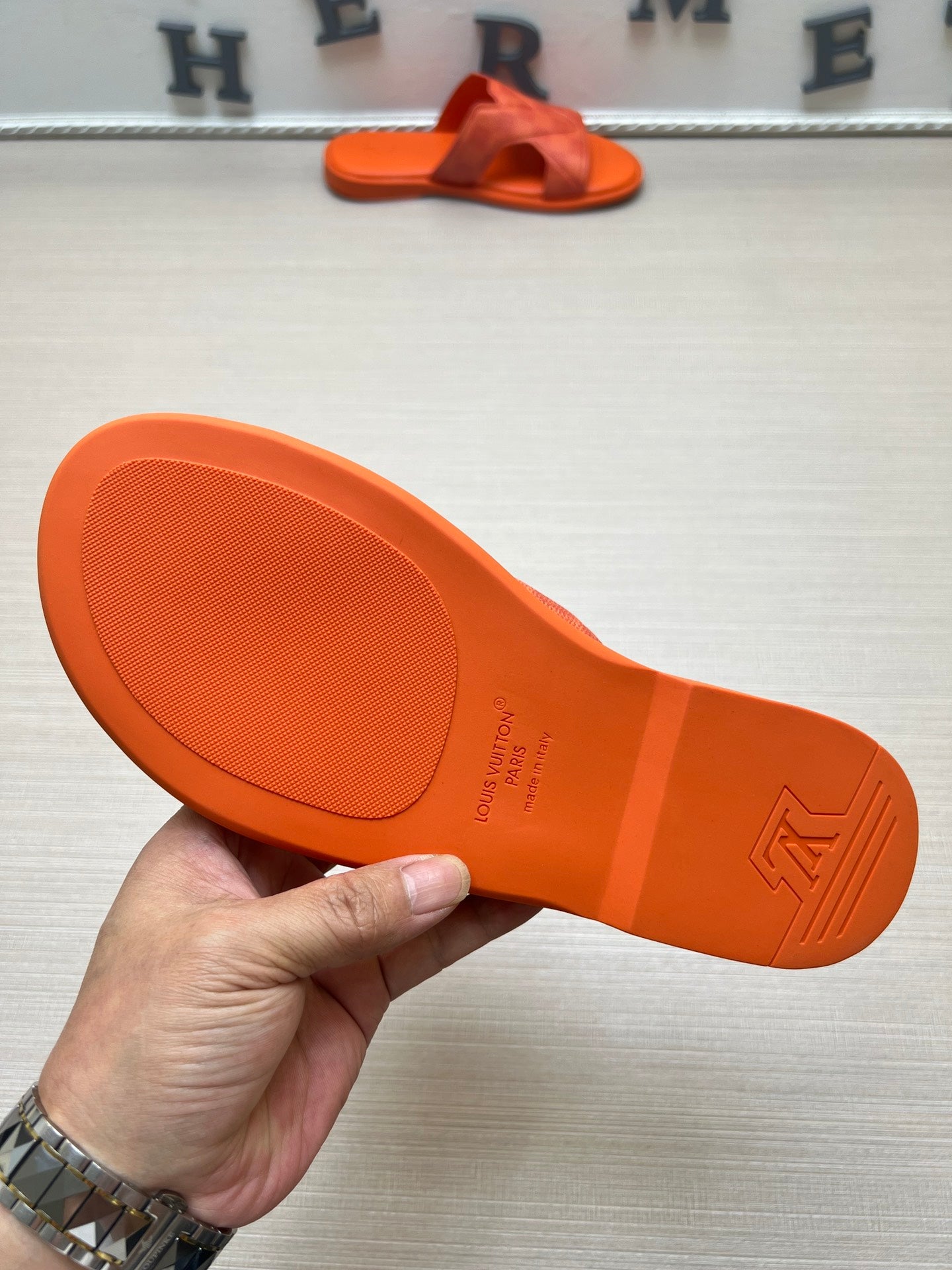 54E22ZDE Stylish slippers