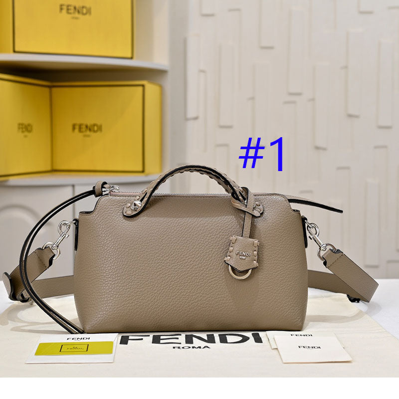 1WF109BDE Stylish leather bag