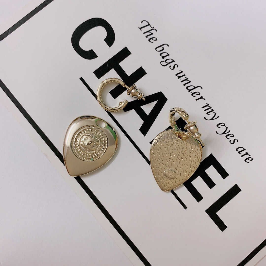 1YC305EDE Stylish Earrings