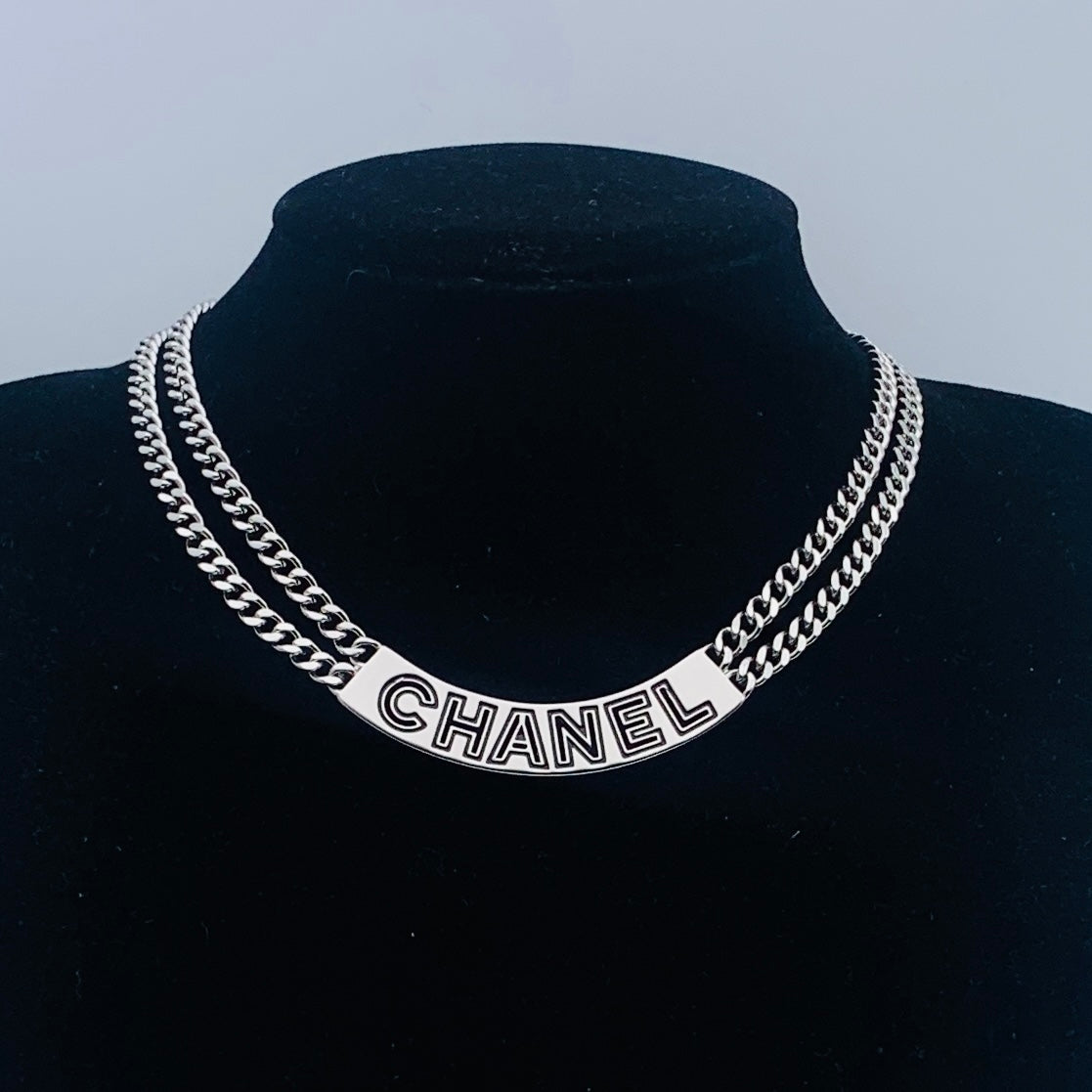 84C98XDE Stylish Necklaces