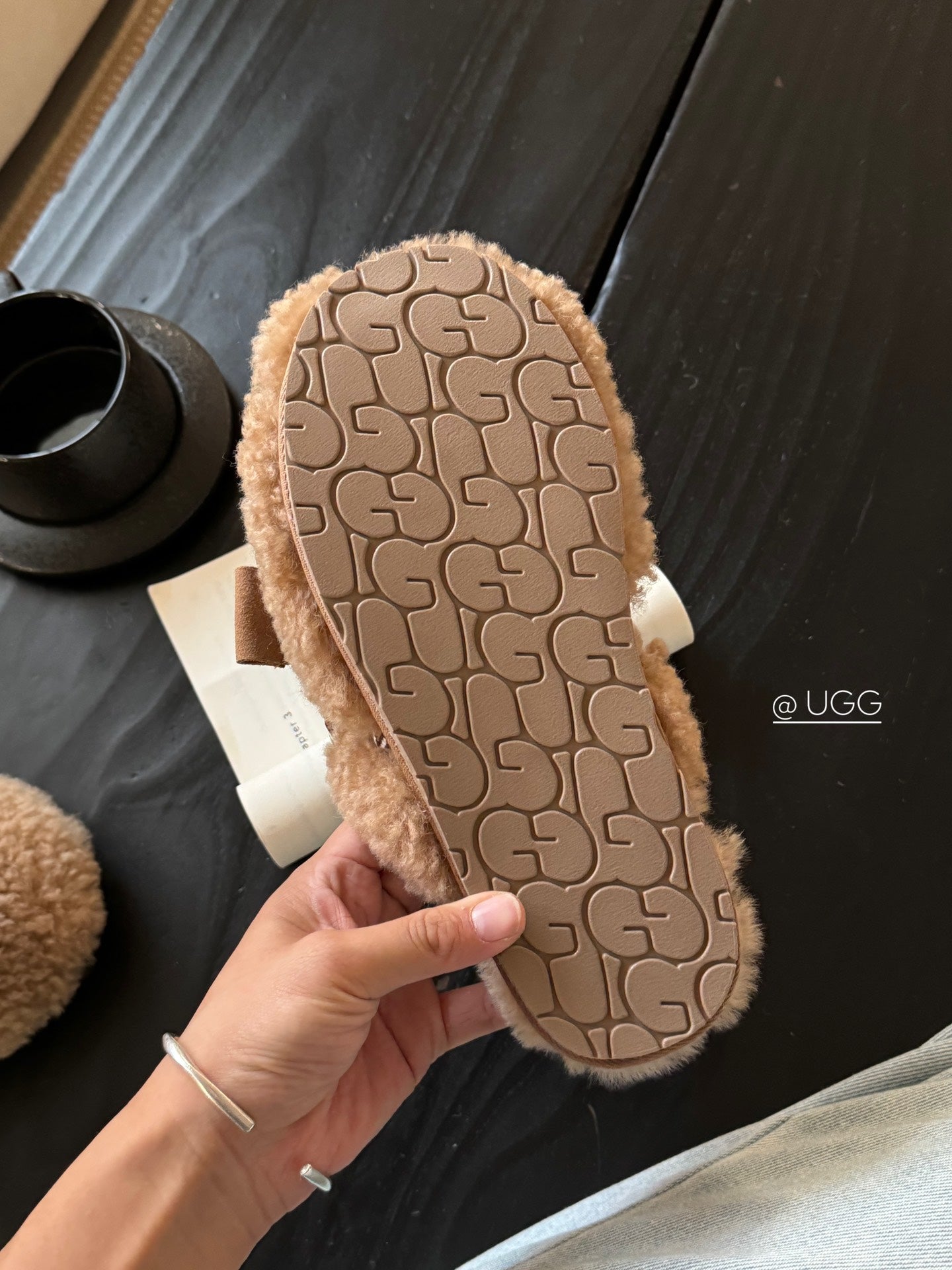 1JU11ZDE Stylish Slippers
