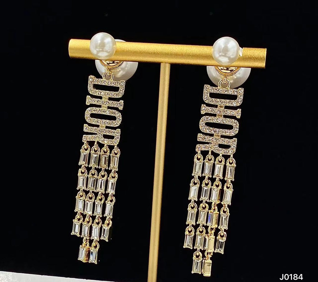 14D1027EDE Stylish  Earrings