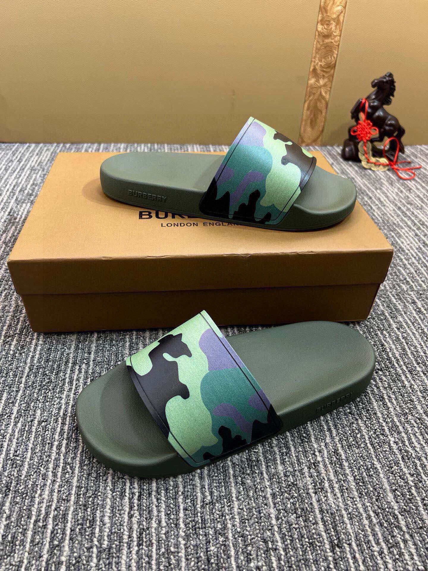 535ZR259ZDE Stylish Slippers