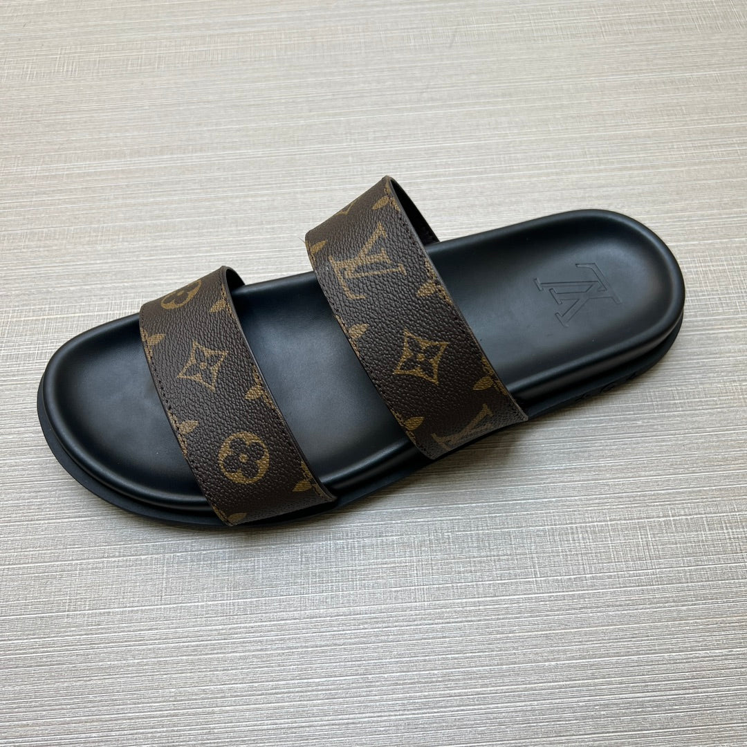 54E57ZDE Stylish slippers