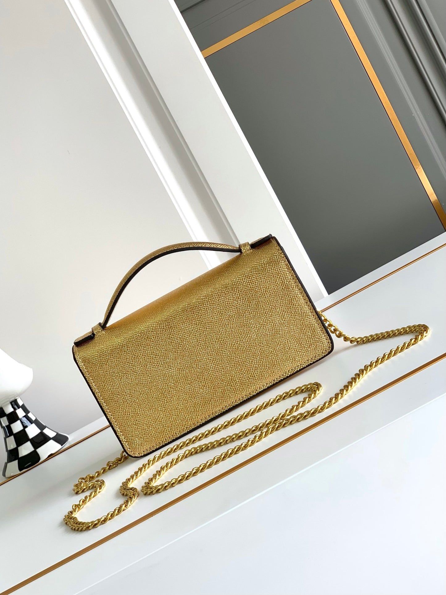 1XVL272BDE Stylish leather bag 