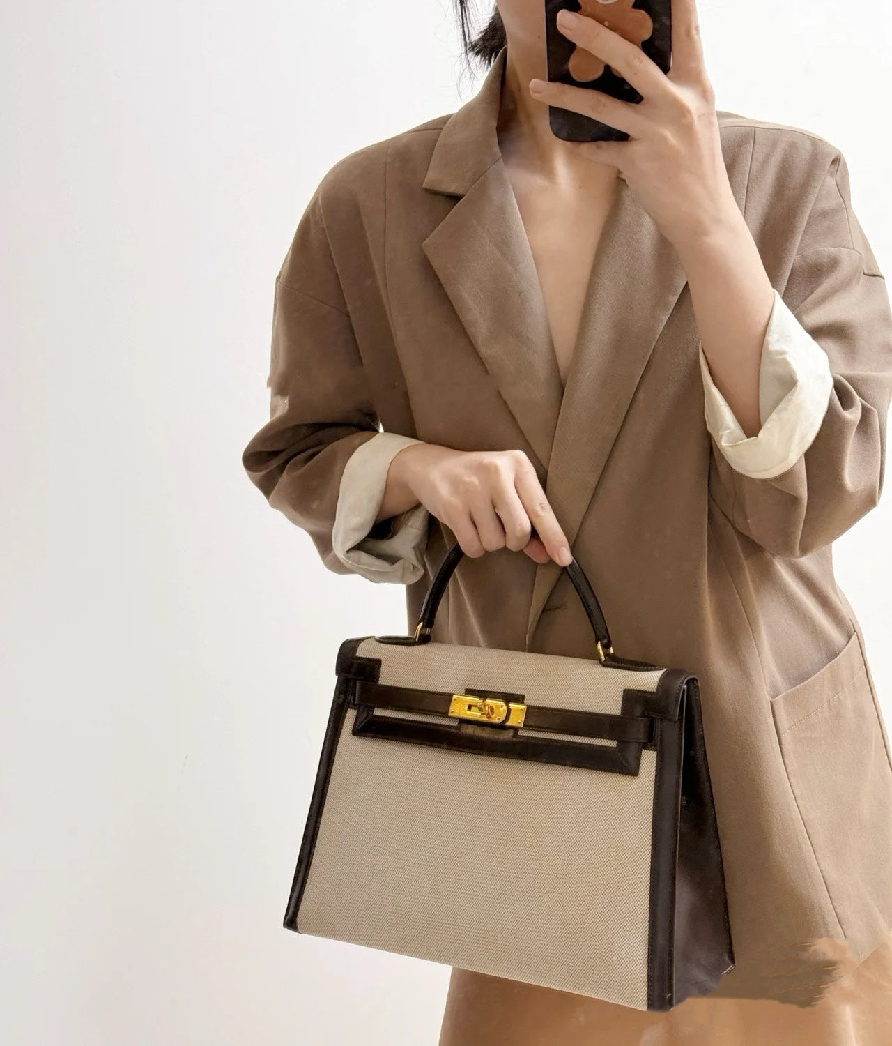 15RH119BDE Stylish leather bag