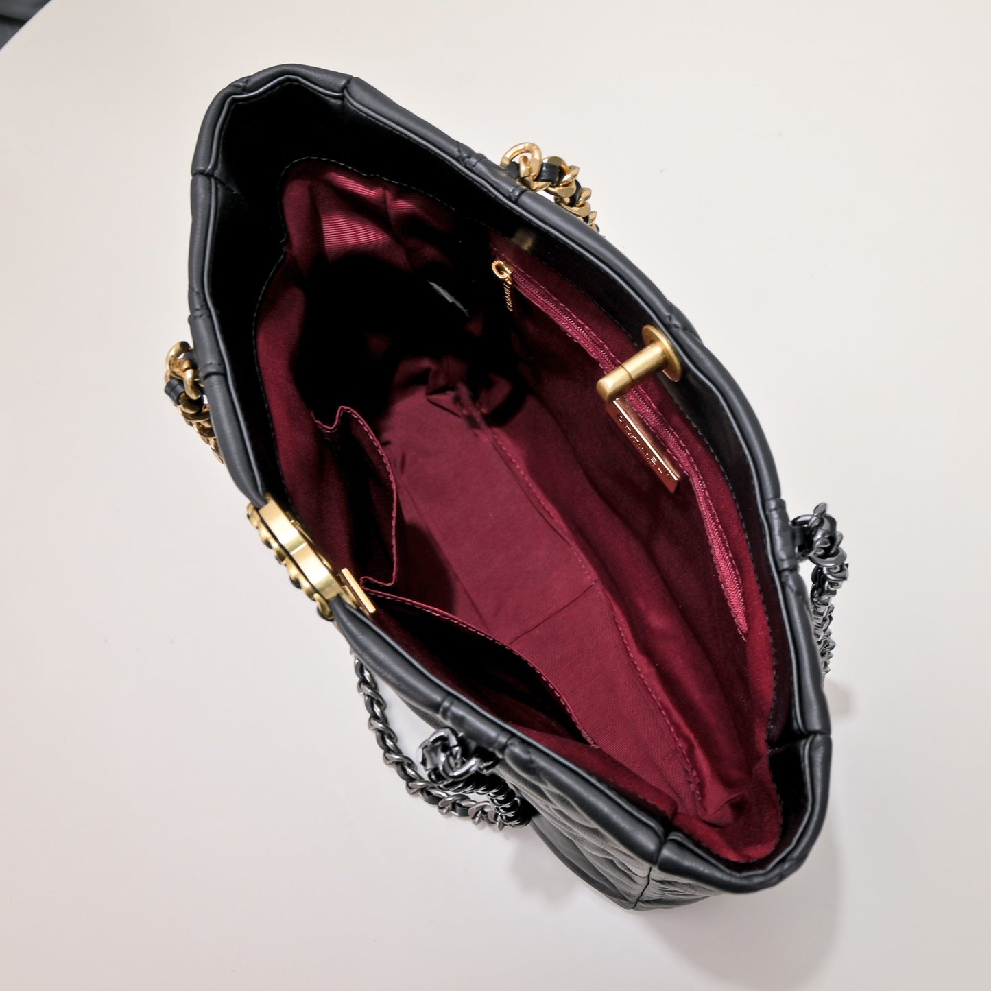 1XC41BDE Stylish leather bag 