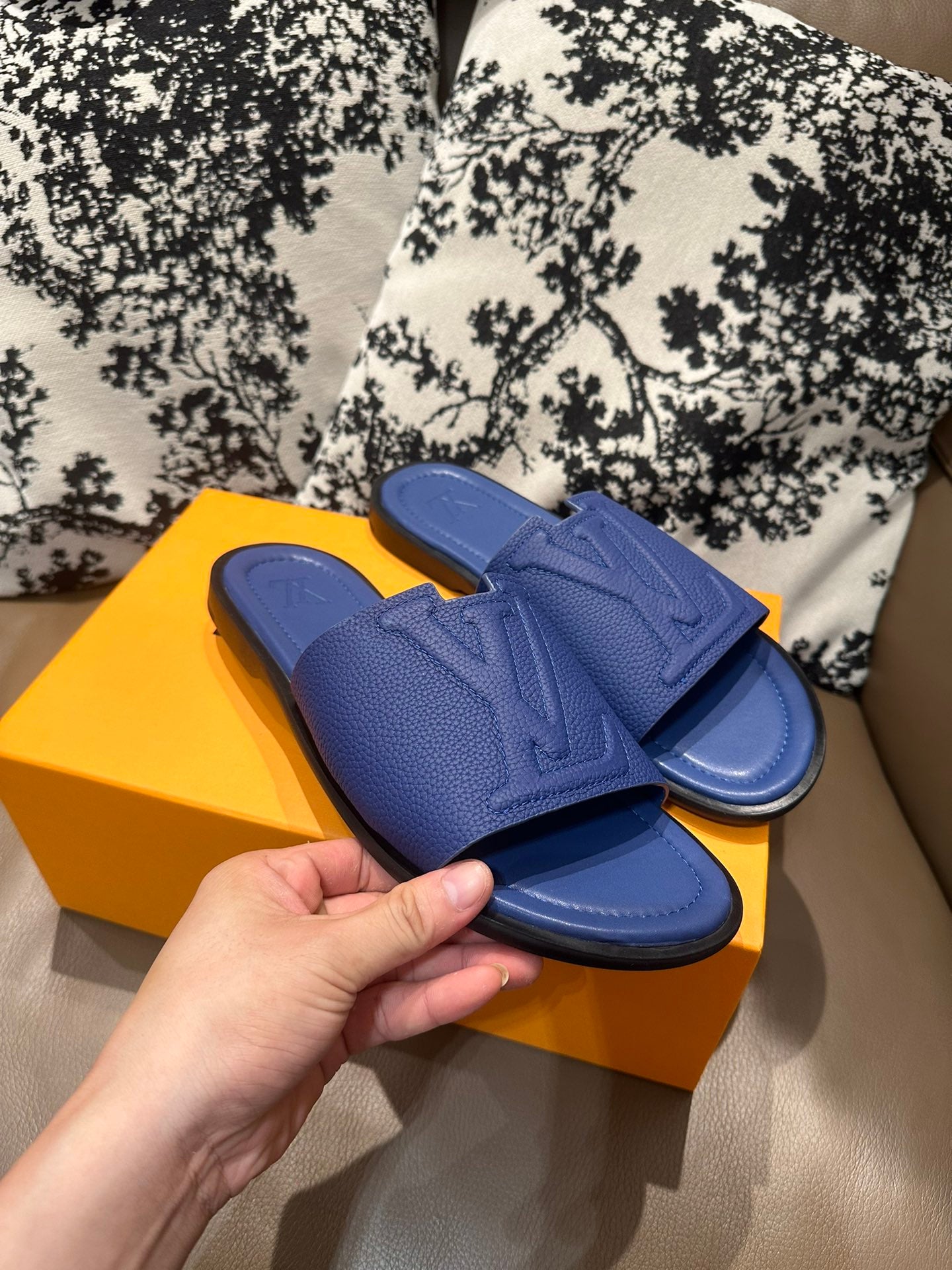 285ZE25ZDE Stylish leather Shoes