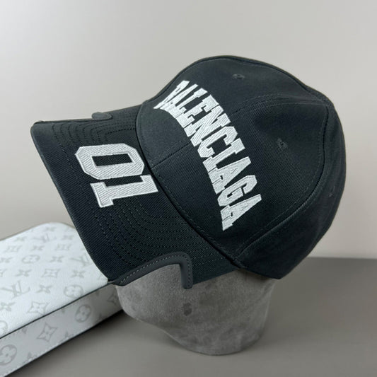125ZJ525MDE Stylish hats