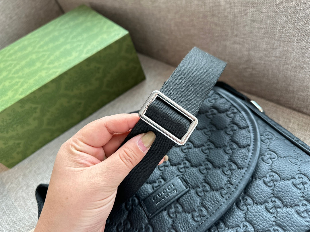 6XB206BDE Stylish leather bag 