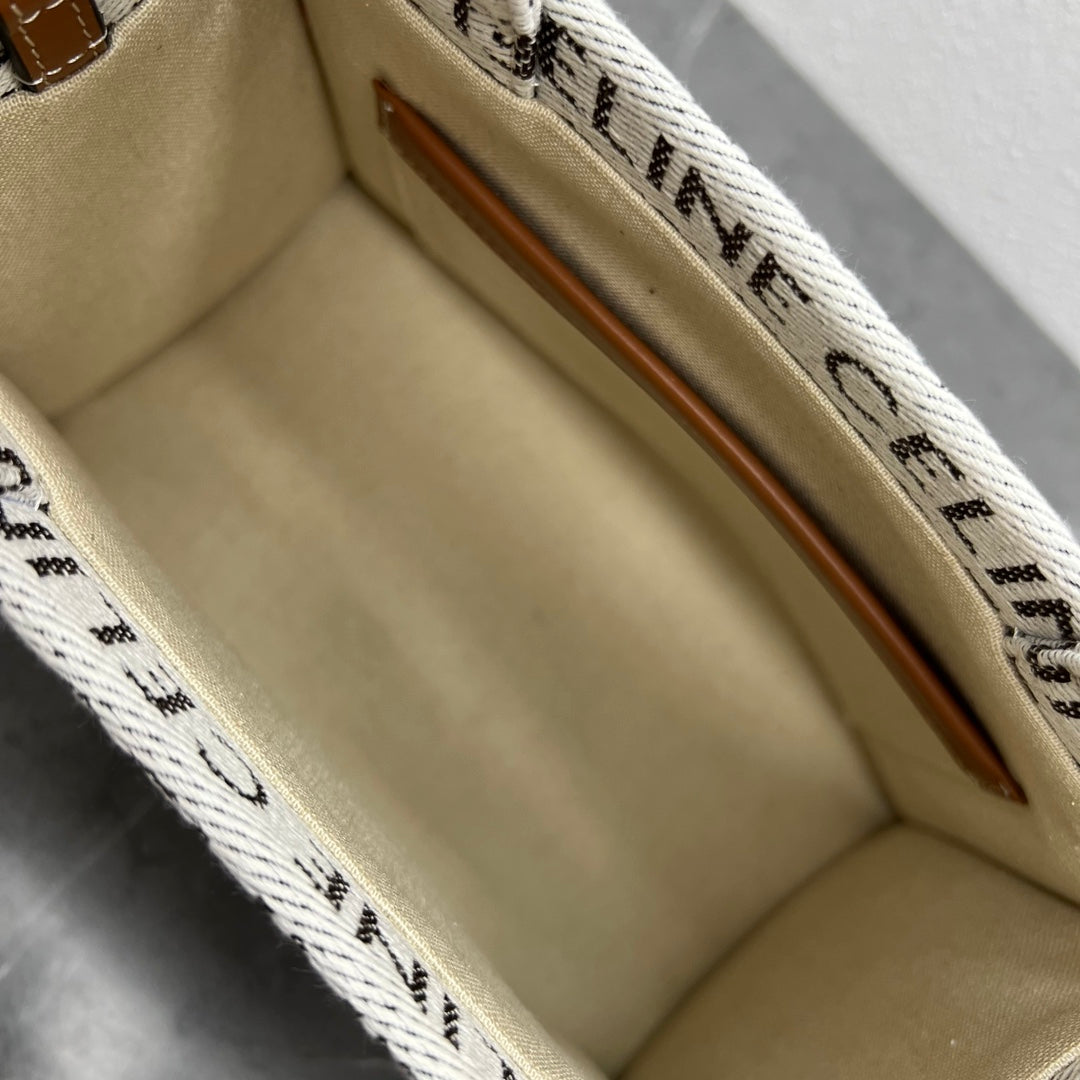 175RCL6BDE Stylish Canvas handbag