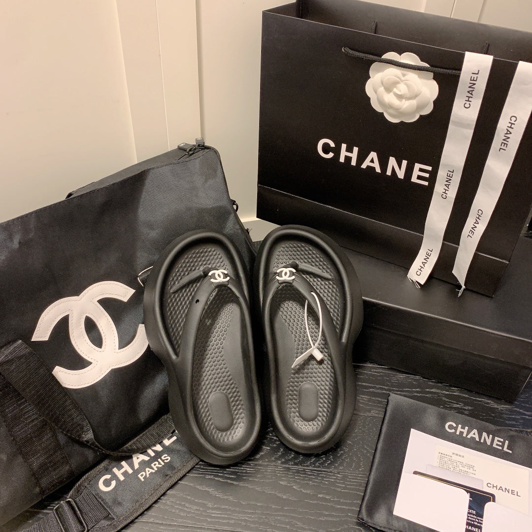 14C189ZDE Stylish Slippers