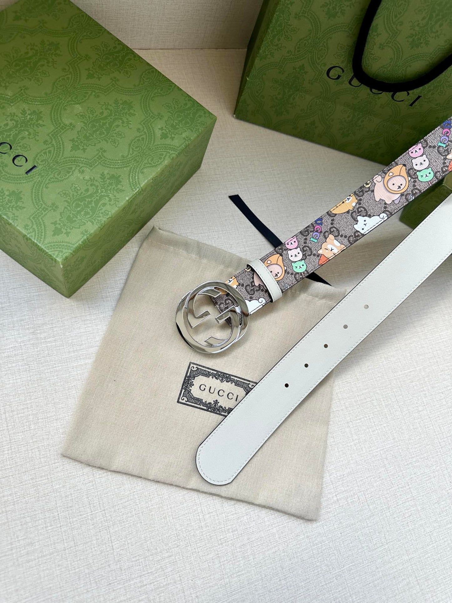 155RB208PDE Stylish  High quality belt With full package