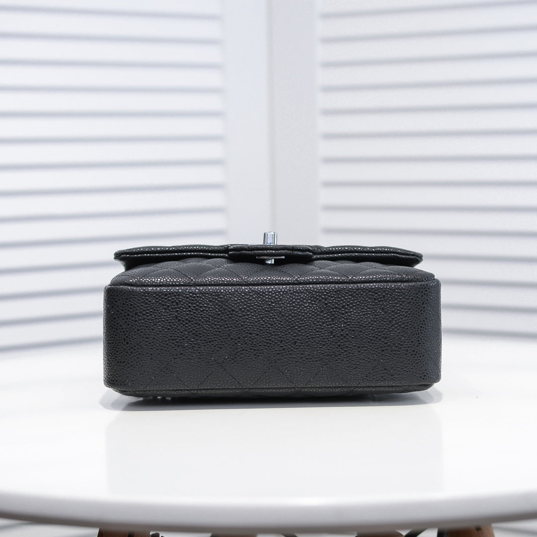 1XC99BDE Stylish leather bag 