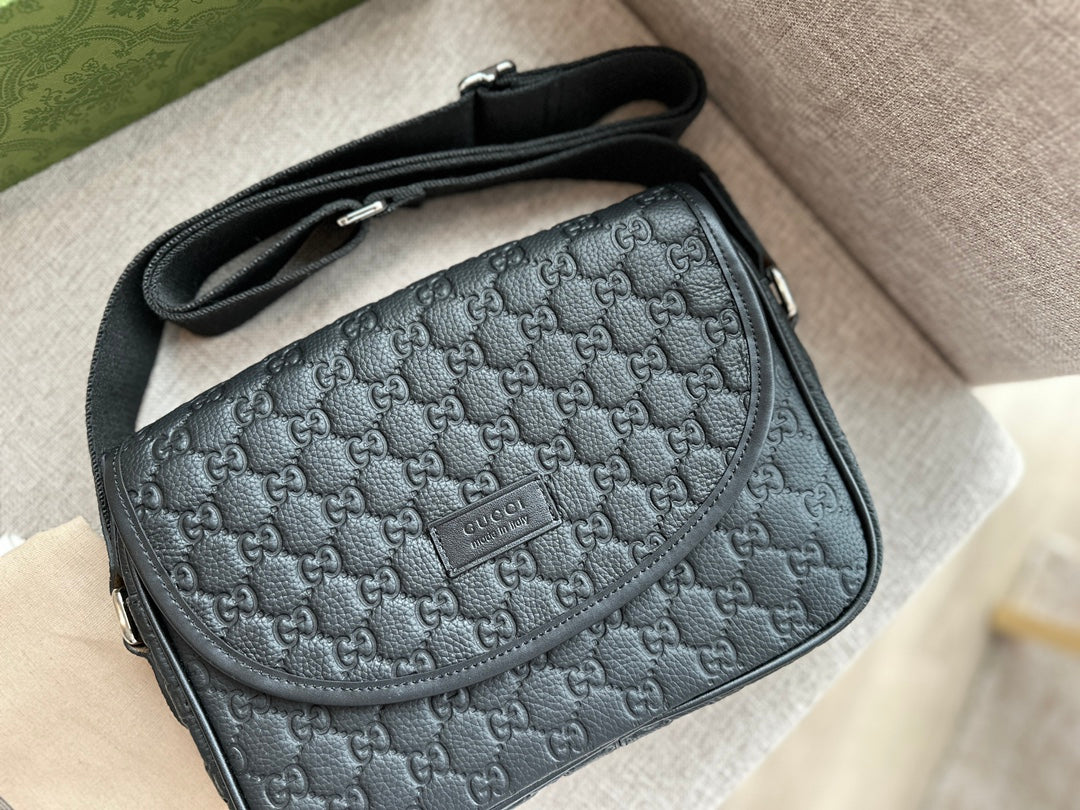 6XB206BDE Stylish leather bag 