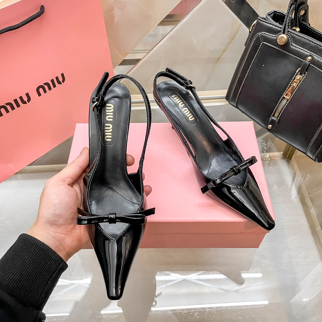 14A147ZDE Stylish High heels Heel height 5cm