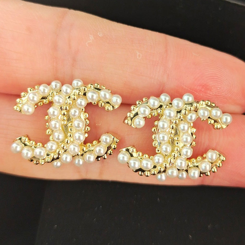 14C57EDE Stylish Earrings