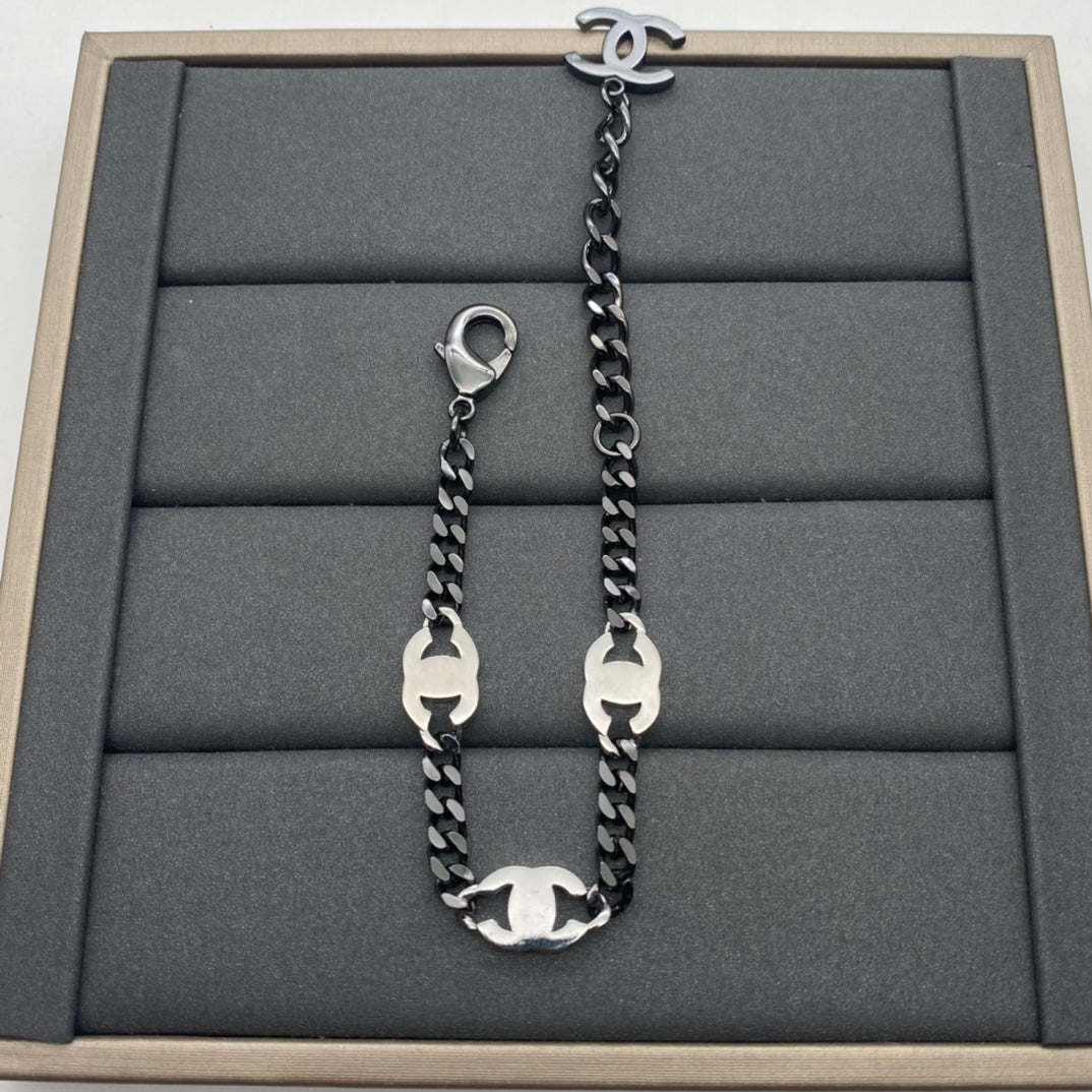 1NC81XDE Stylish  necklace bracelet