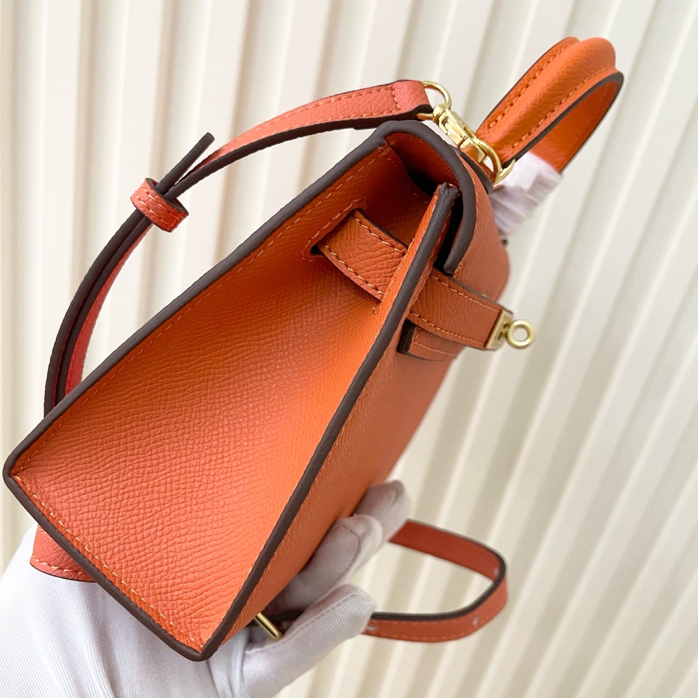 2WH26BDE Stylish leather bag