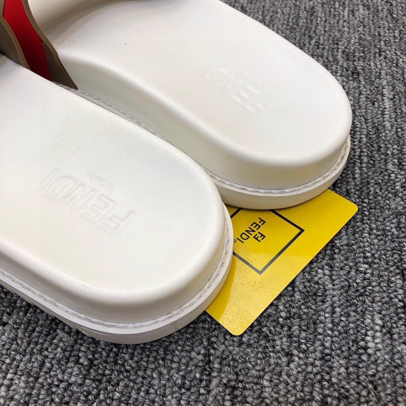 5XF108ZDE Stylish Slippers