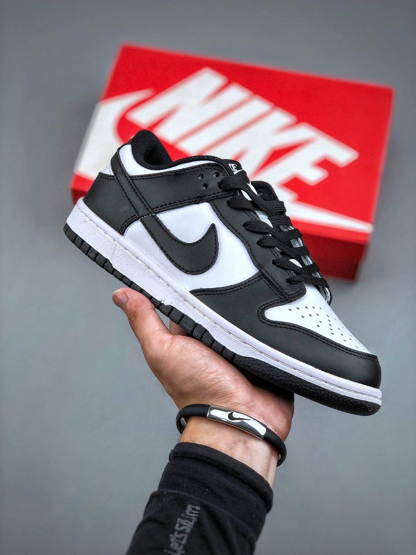 4YN11ZDE Stylish Sneakers (No Box, August-October Big Sale)