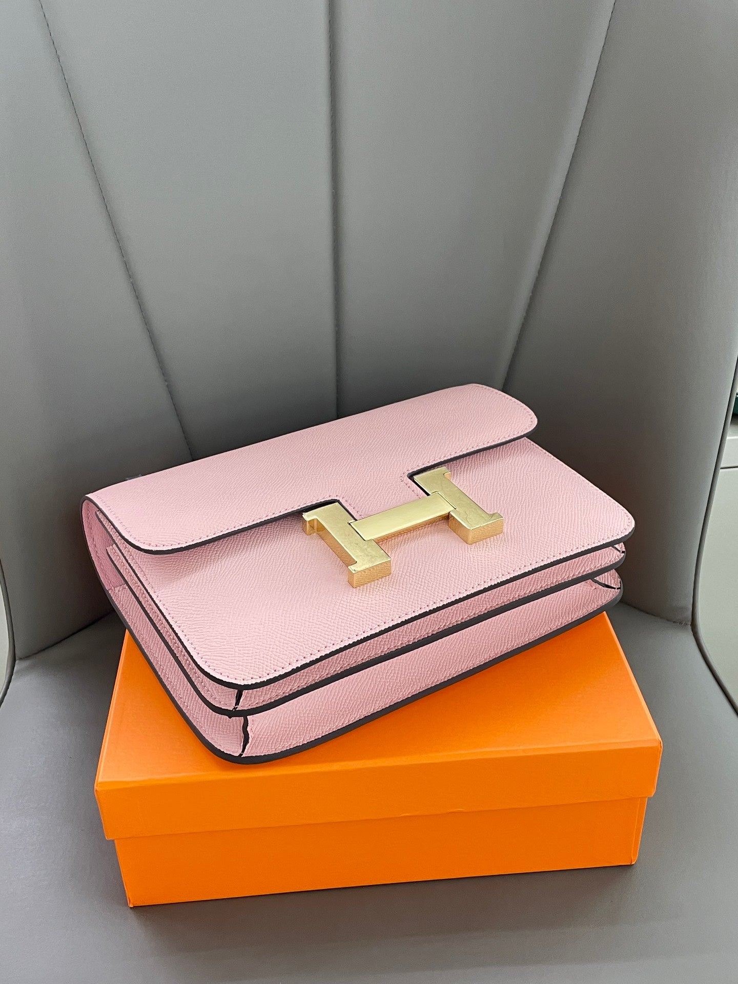 155NH63BDE Stylish leather bag