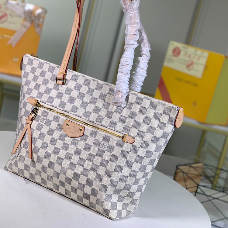 1E001BDE Stylish leather bag 