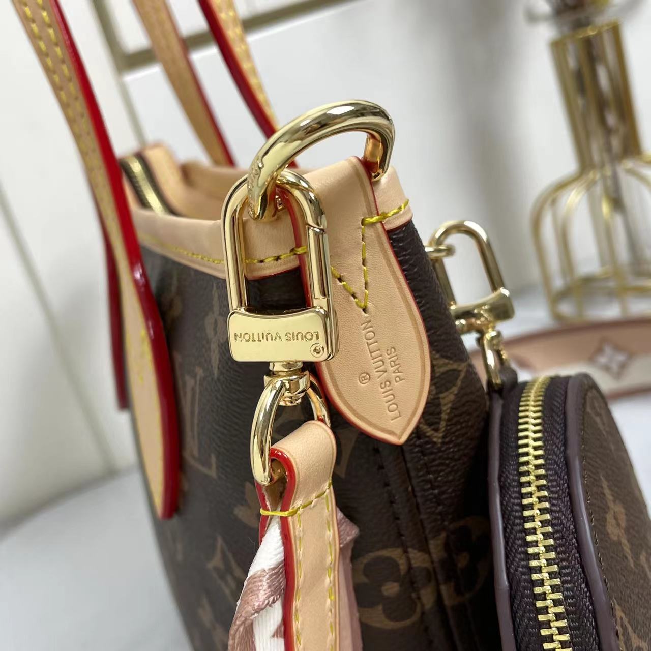 2XE85BDE Stylish leather bag 