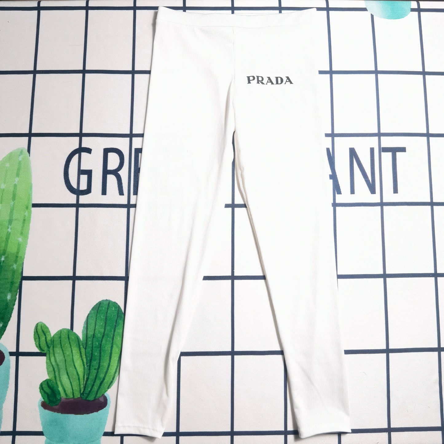 14PD28YDE Stylish Long sleeve swimsuit