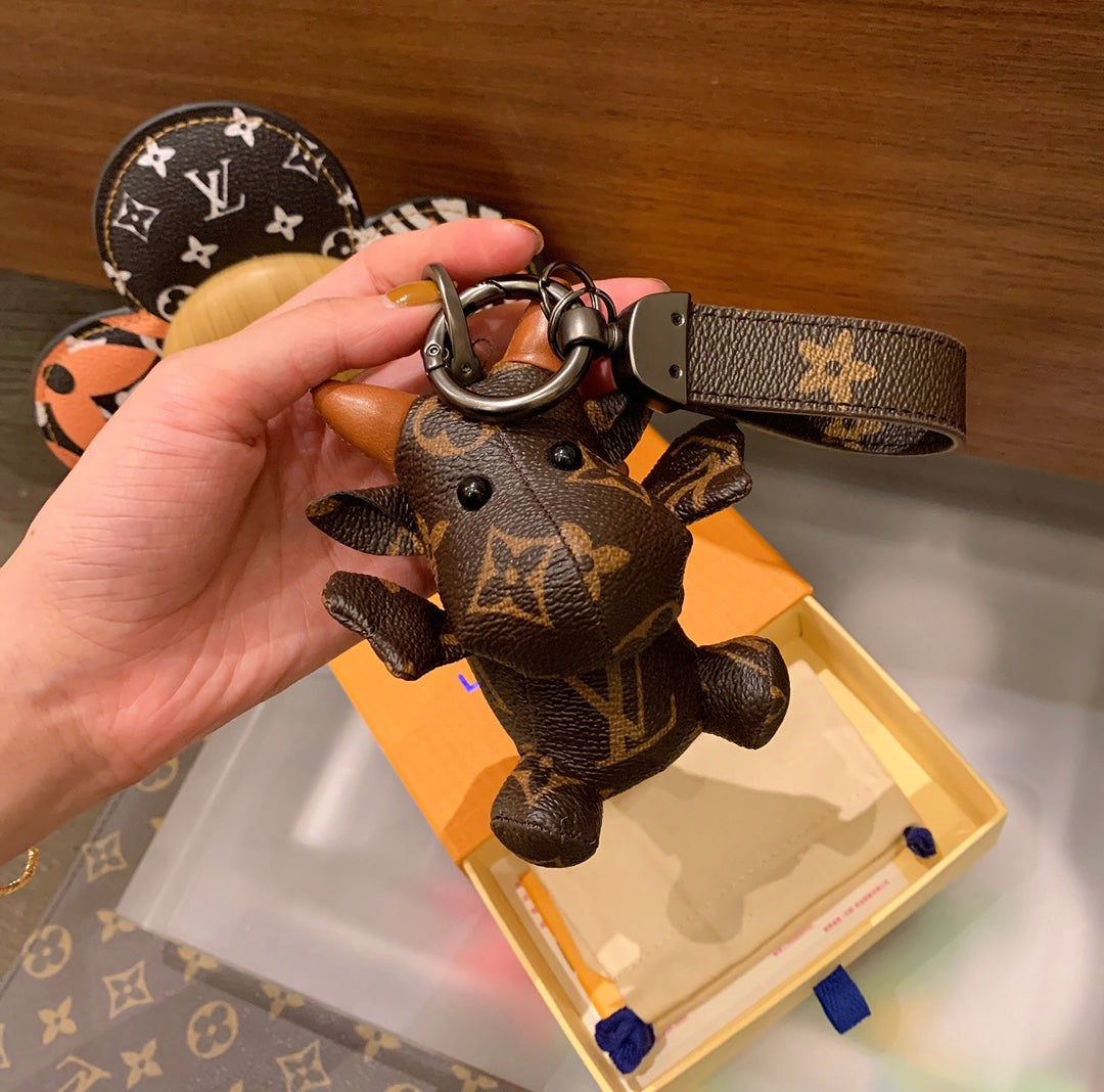 1E11ADE Stylish Keychains