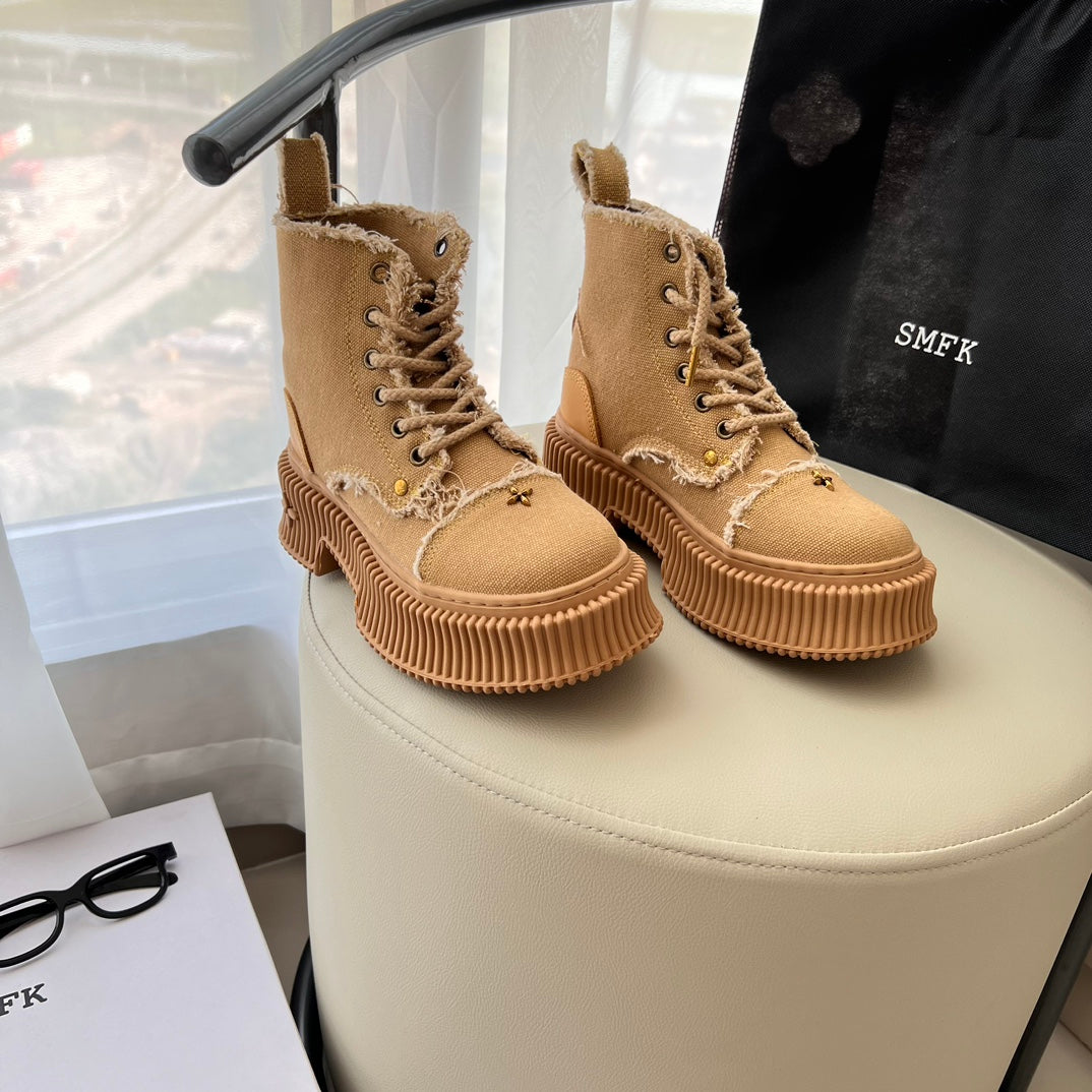 1JA17ZDE Stylish boots