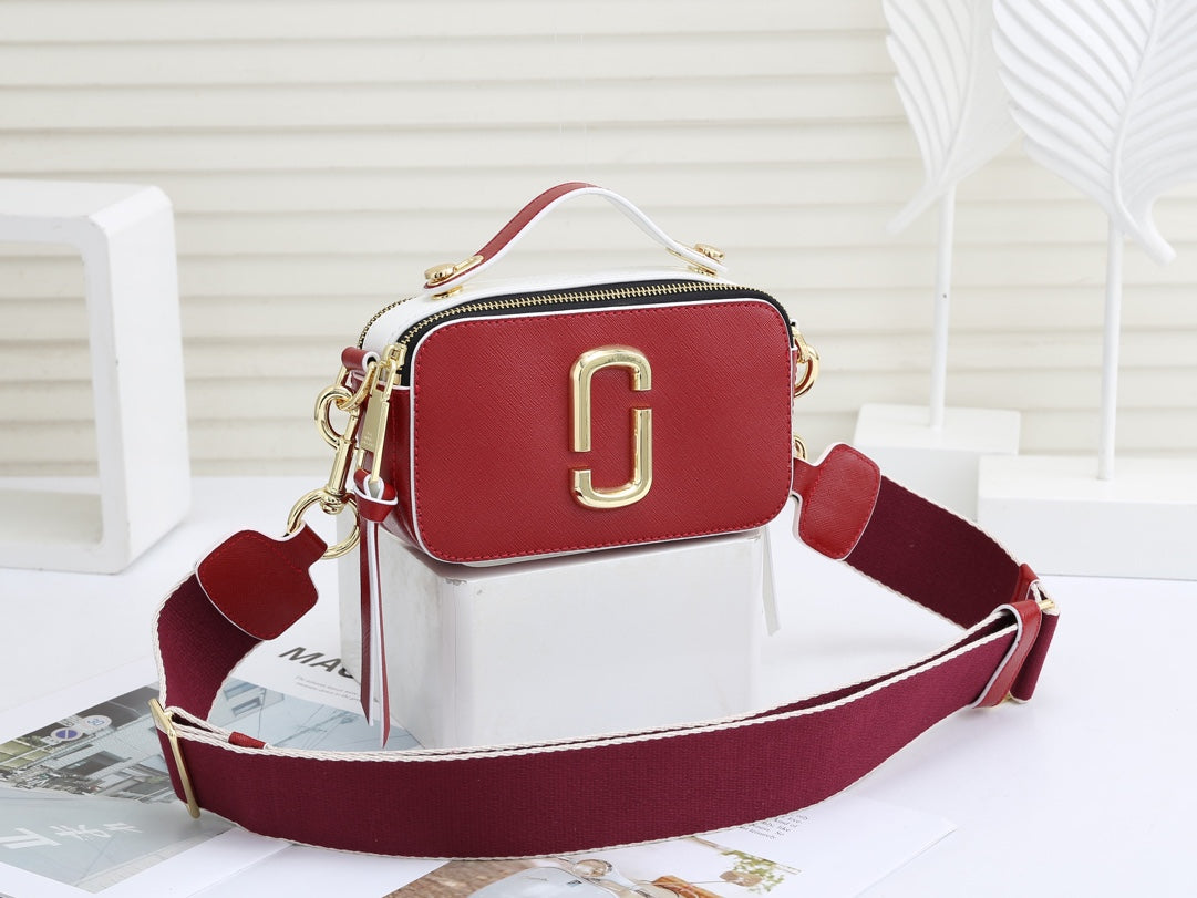 1XA31BDE Stylish leather bag 