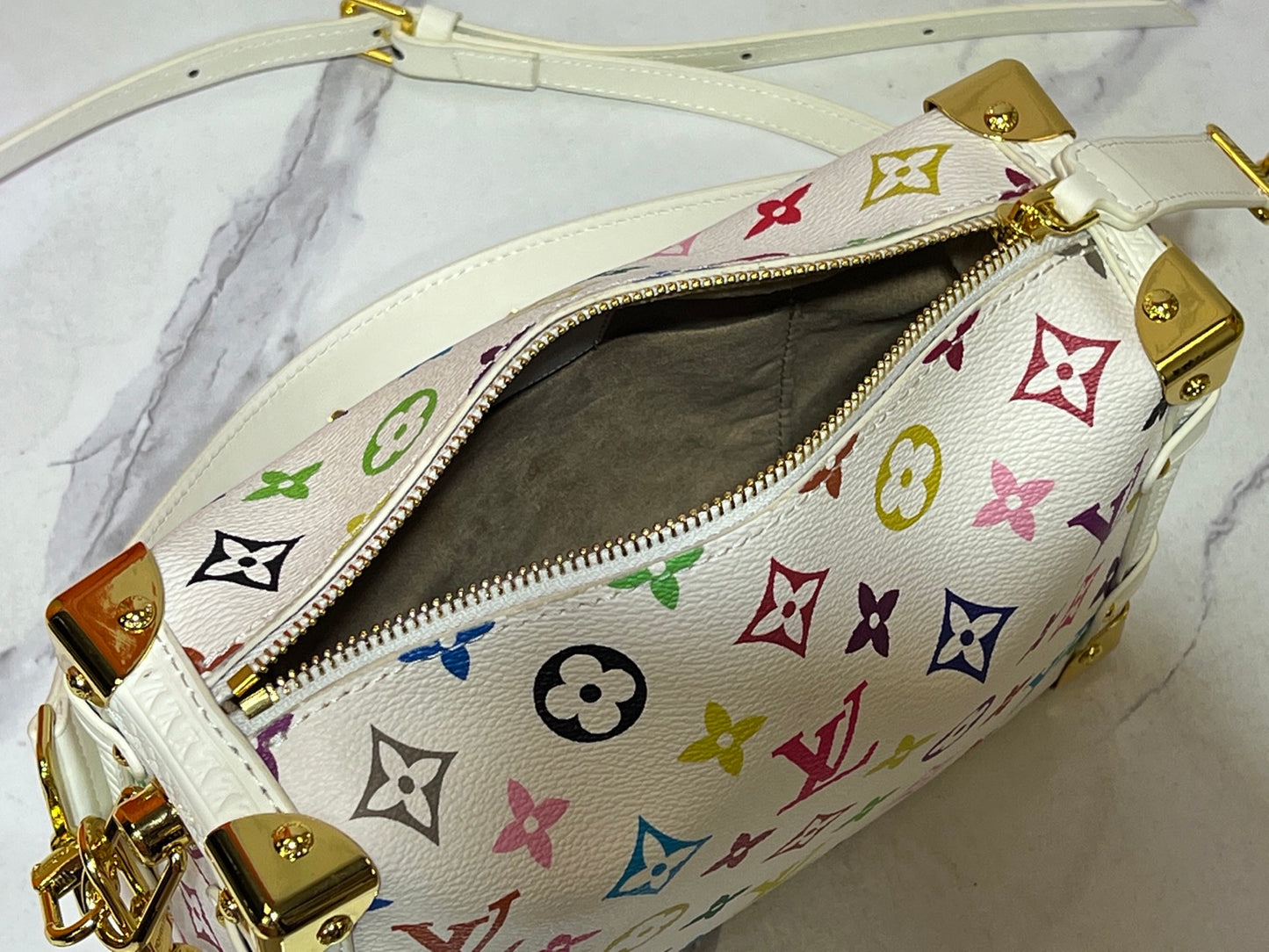 1WE101BDE Stylish leather bag