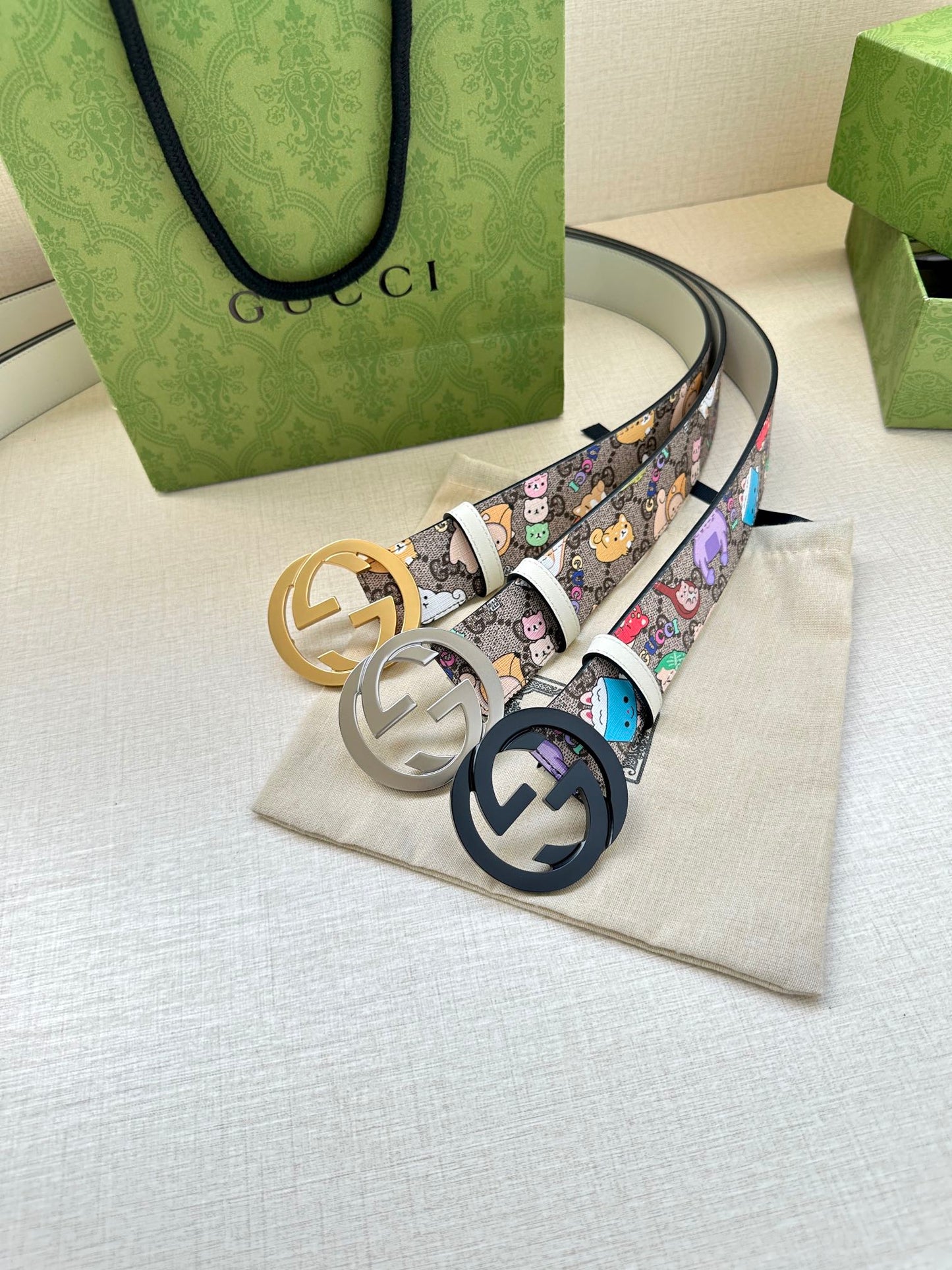 155RB208PDE Stylish  High quality belt With full package