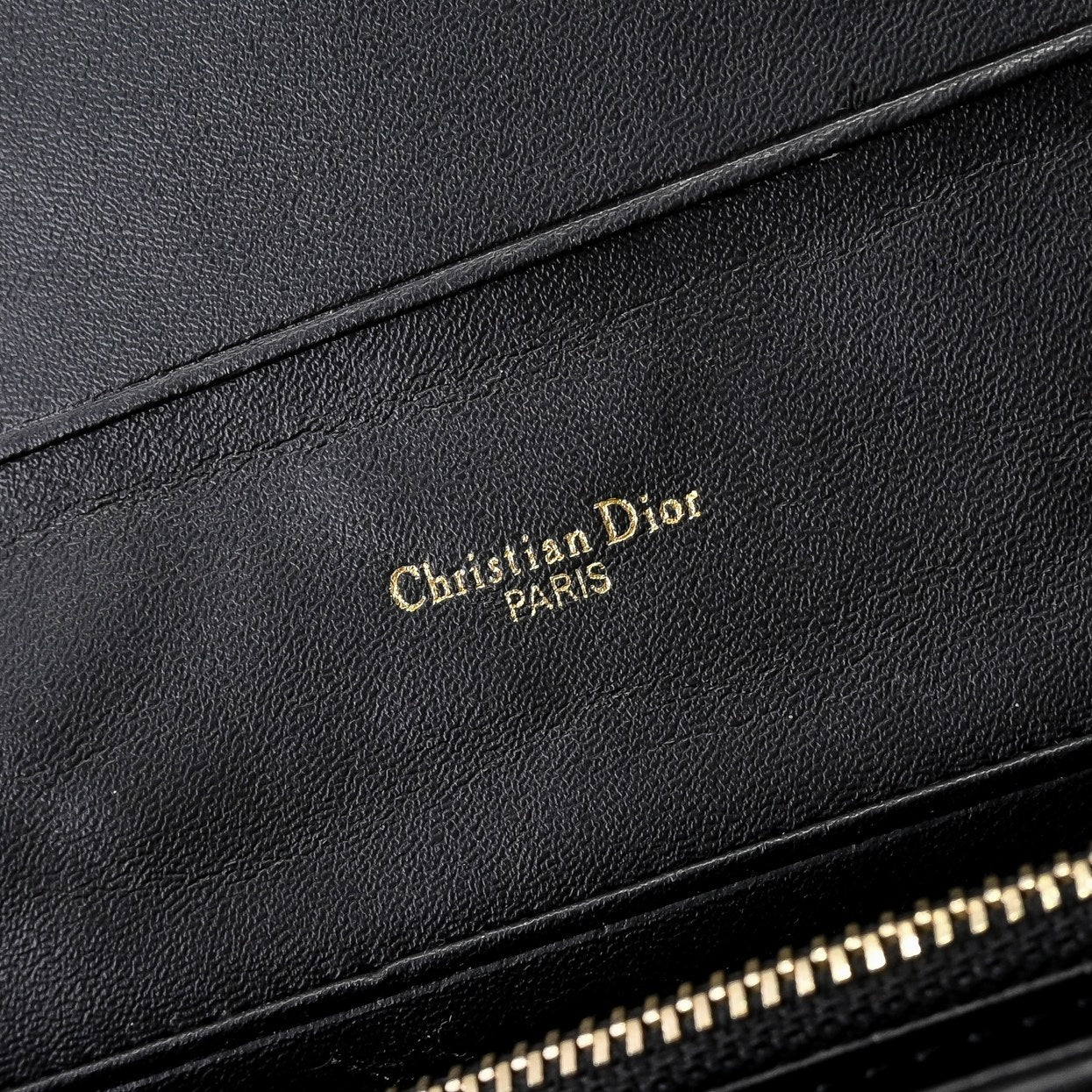 15RD89BDE Stylish leather bag
