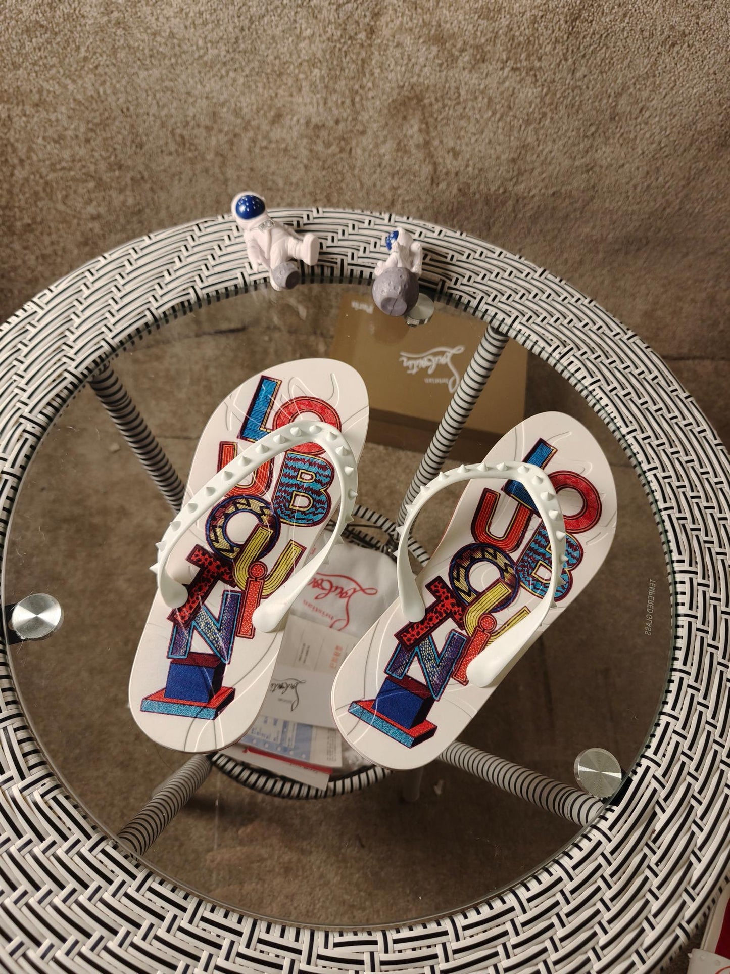 J4A12ZDE Stylish Slippers