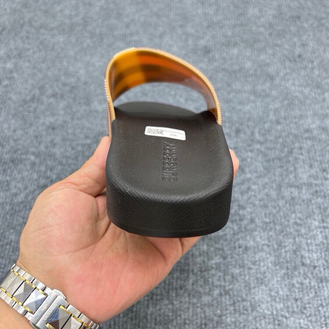 535ZR252ZDE Stylish Slippers