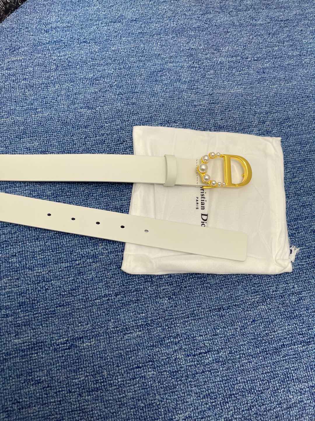 155RD200PDE Stylish  High quality belt With full package