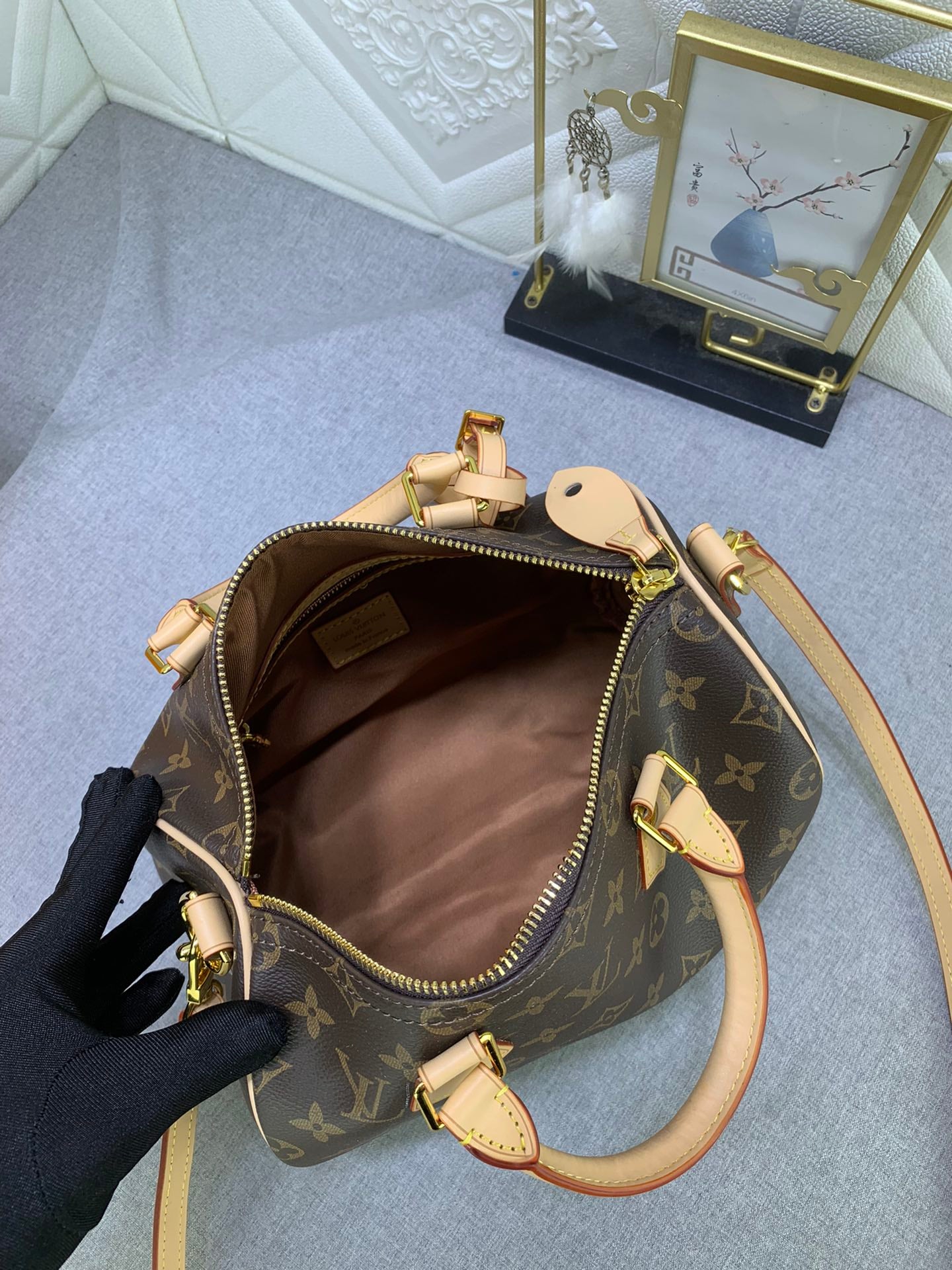 2XE268BDE Stylish leather bag 