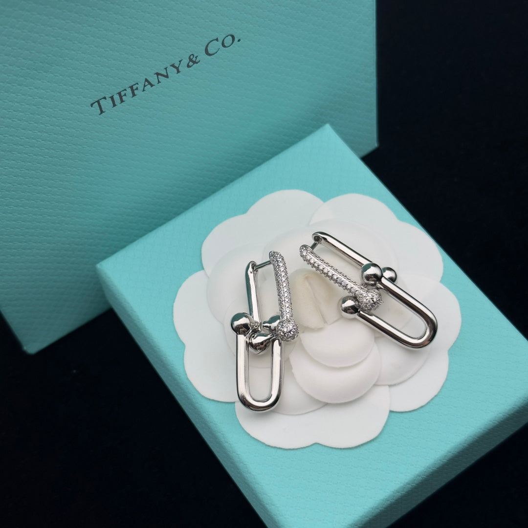 8XT31XDE Stylish  Earring Bracelets Necklaces