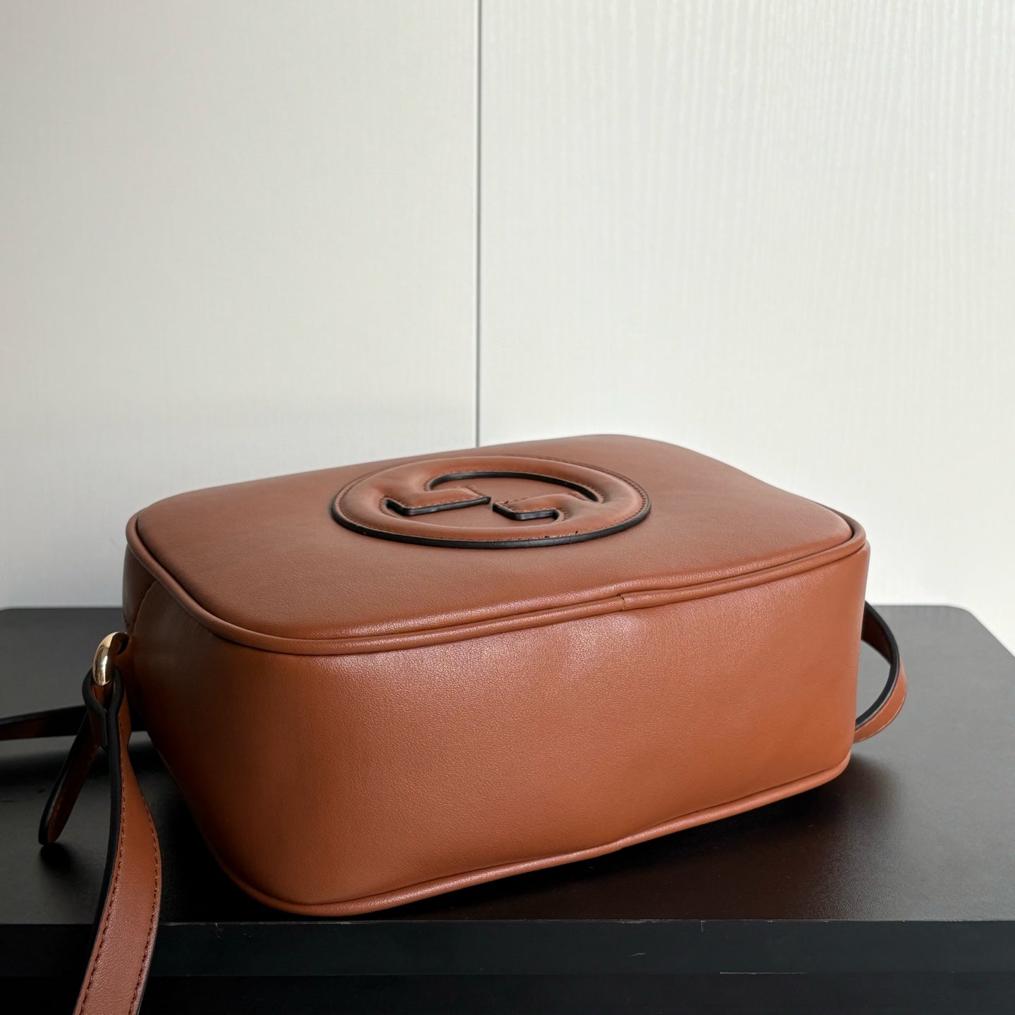2WB18BDE Stylish leather bag