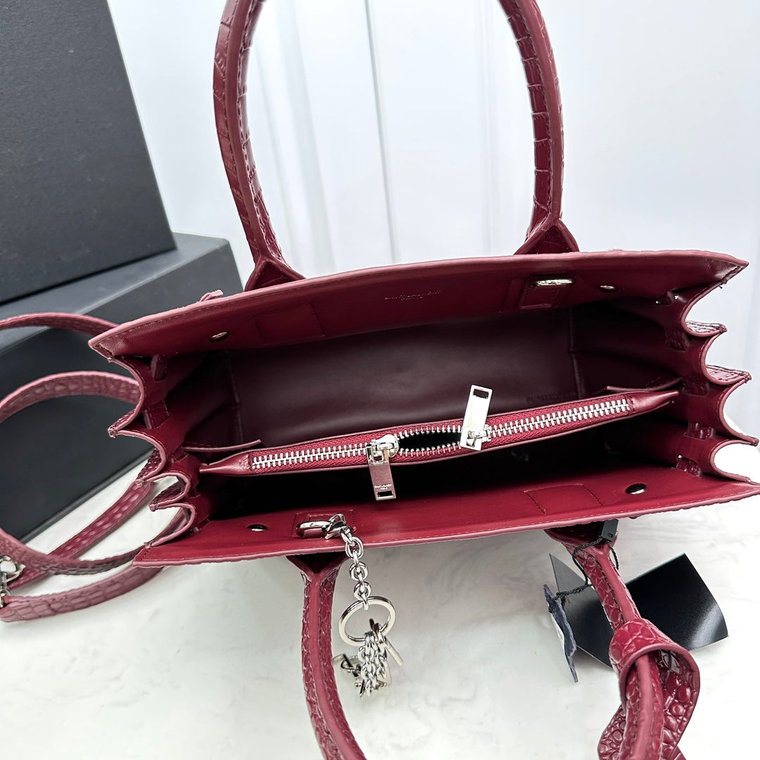 1XSL268BDE Stylish leather bag 