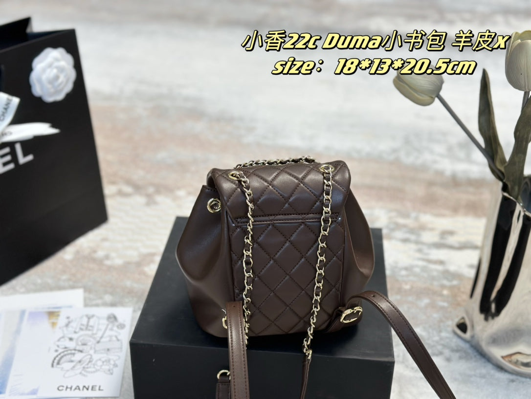 6XC225BDE Stylish leather backpacks
