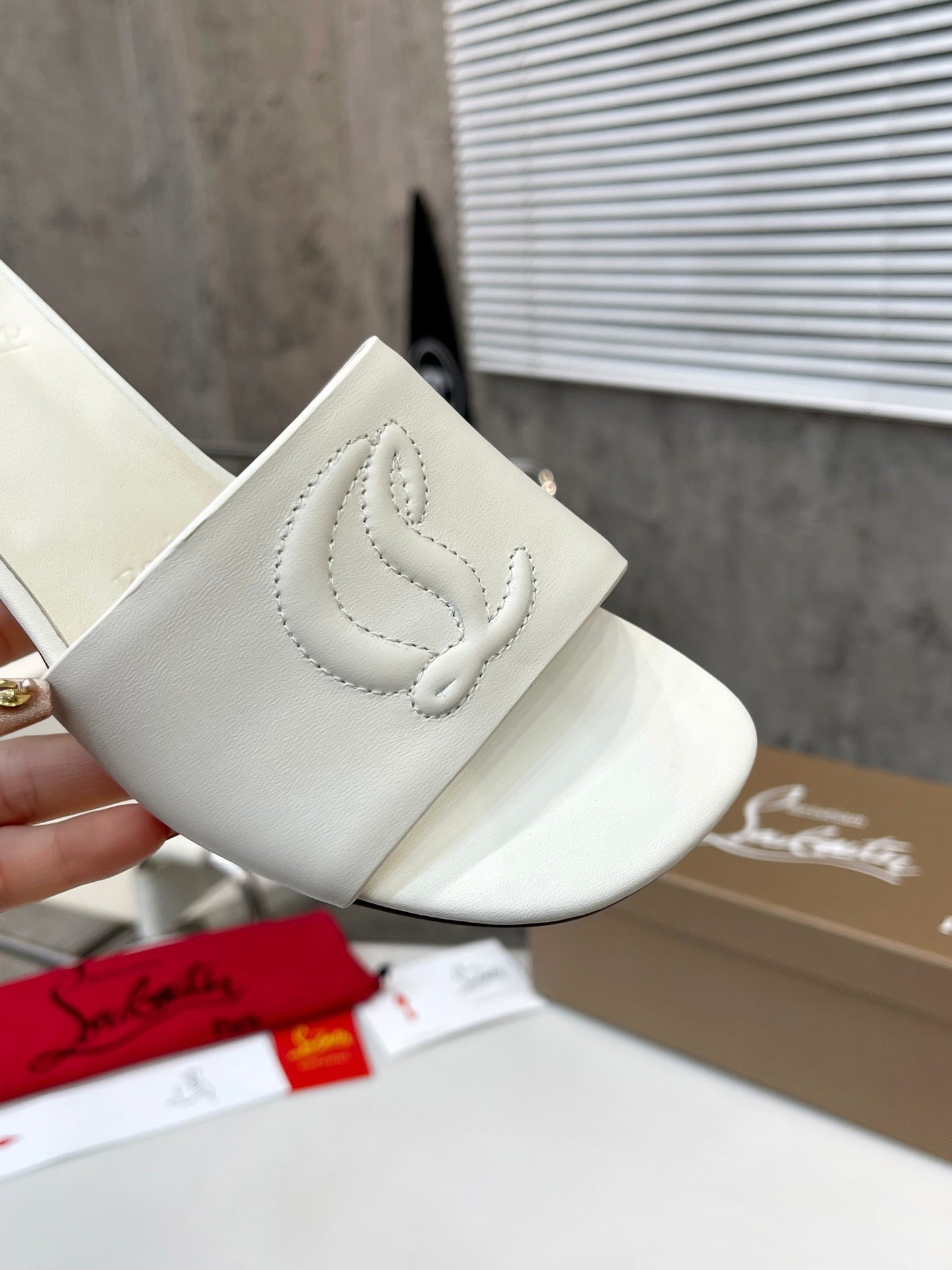 JXA27ZDE Stylish leather High heels Heel height 5.5cm