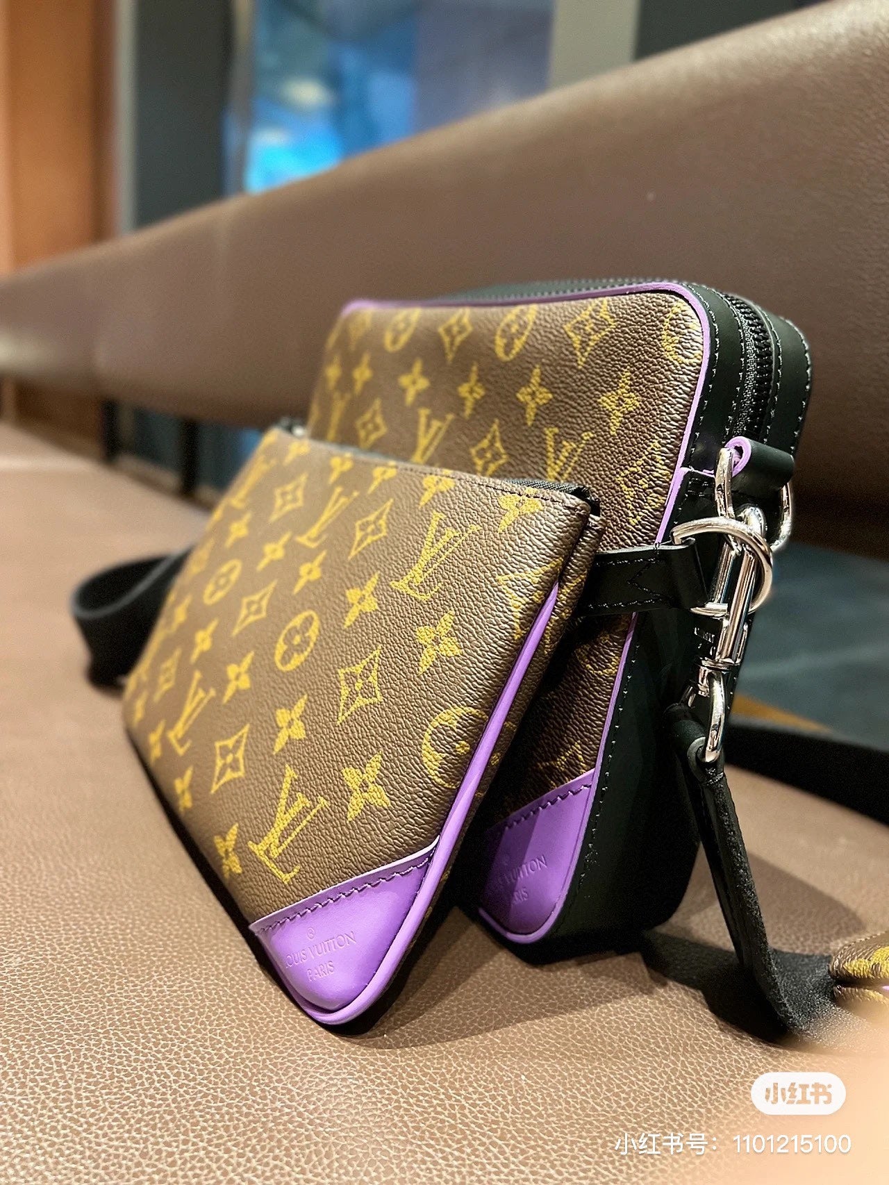 6XE230BDE Stylish leather bag 