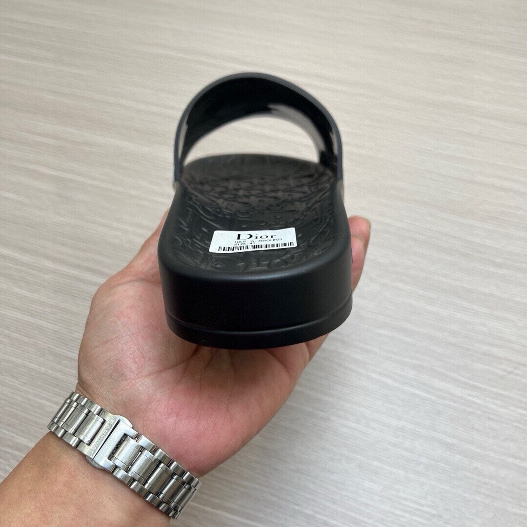 5LD212ZDE Stylish Slippers