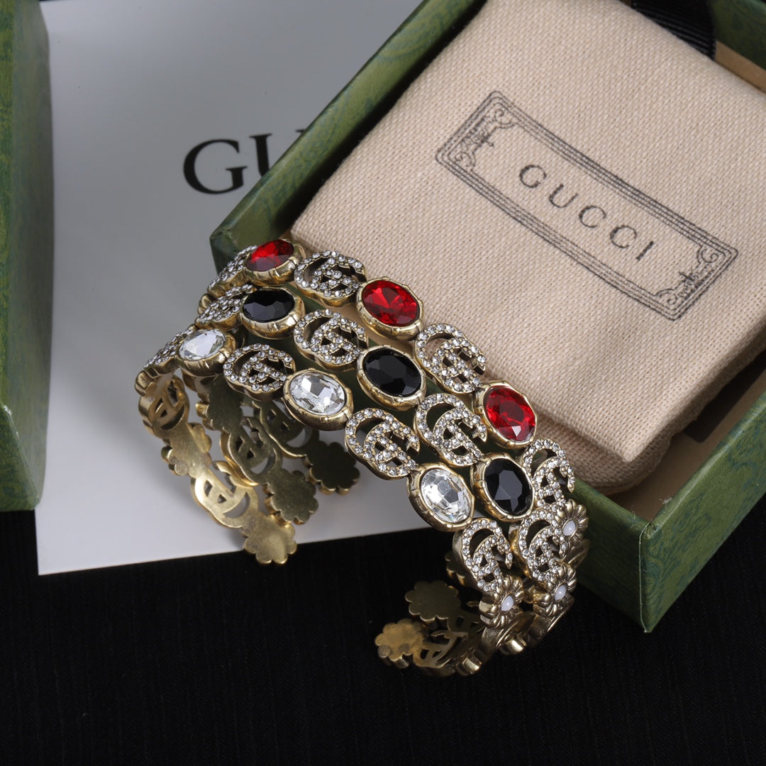 14B397KDE Stylish Bracelets